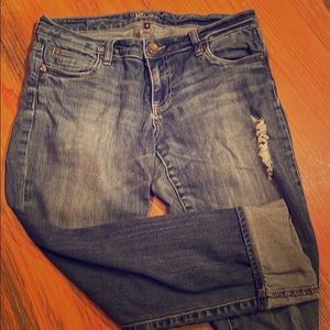 Out From the Kloth Distressed Boyfriend Jeans